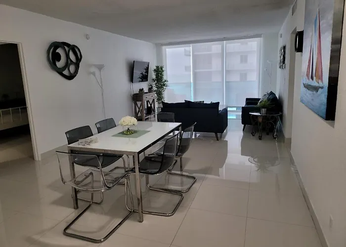 Paradise On Hollywood Beach 2 Bed 2 Bath