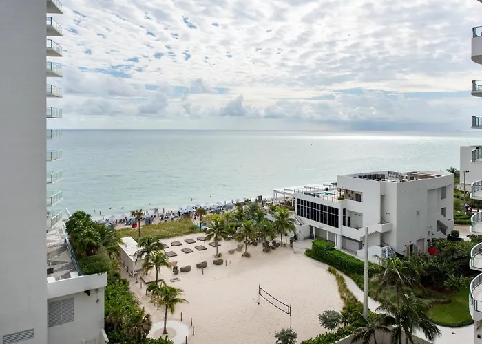 Paradise On Hollywood Beach 2 Bed 2 Bath
