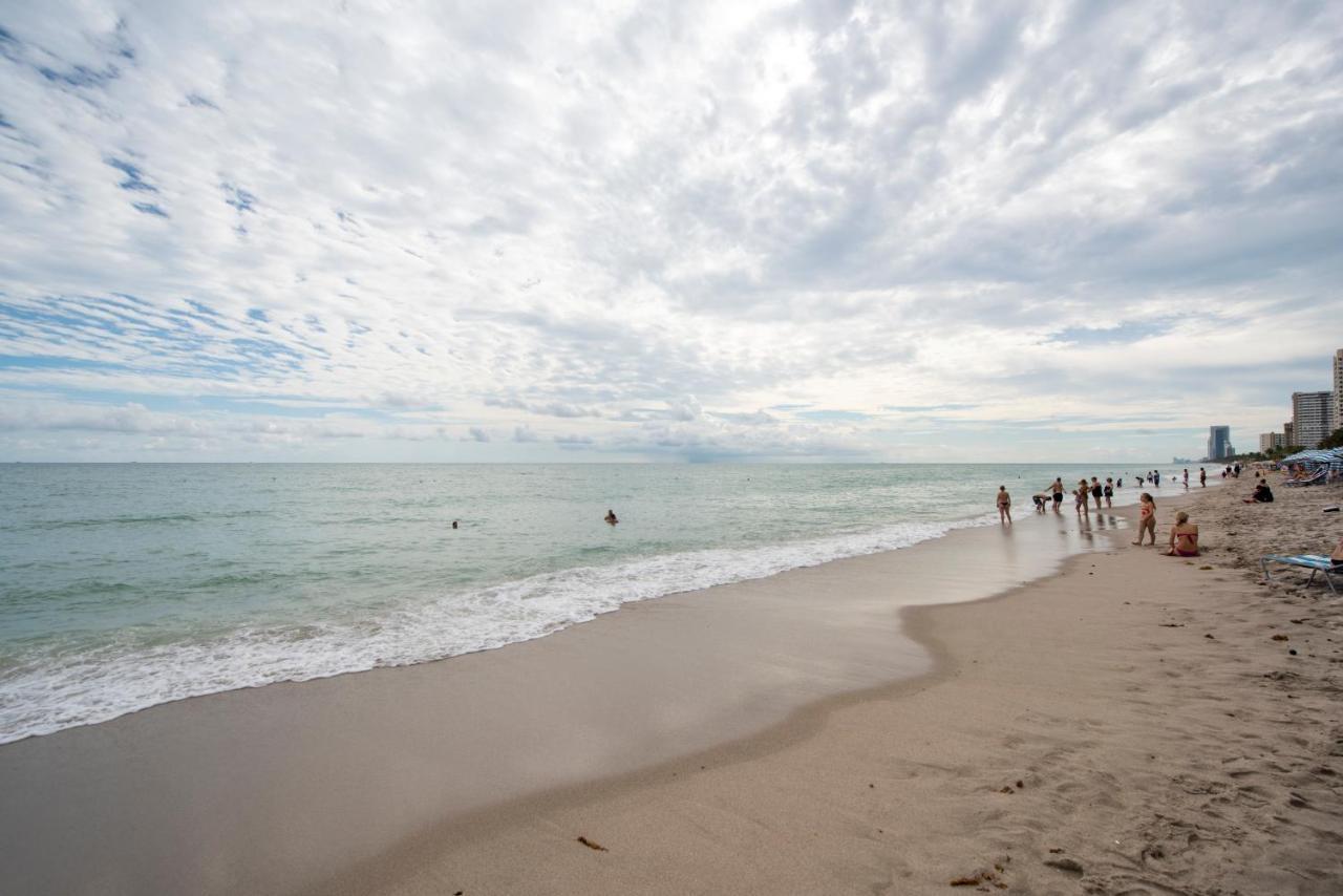 Paradise On Beach 2 Bed 2 Bath Apartment *