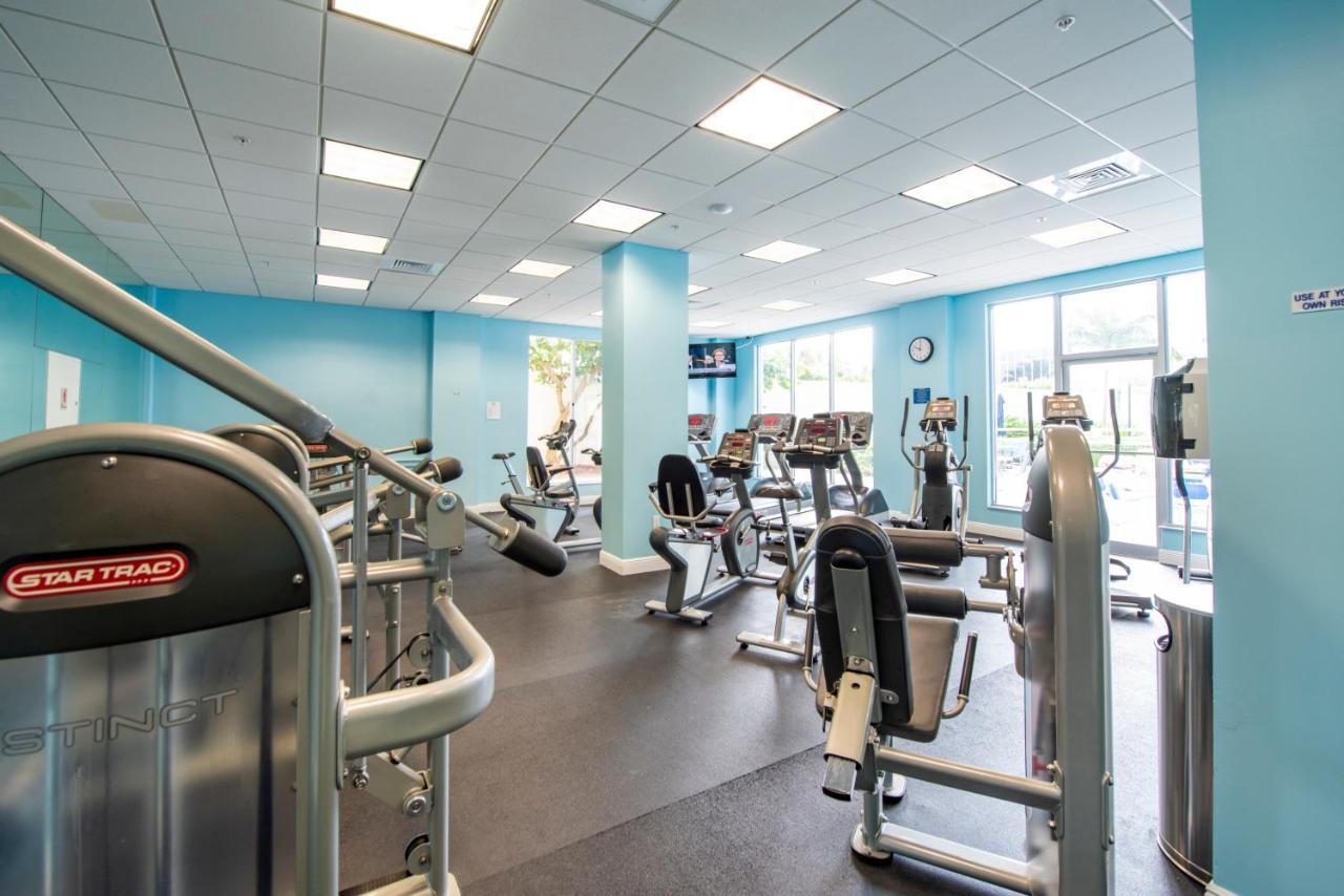 Paradise On 2 Bed 2 Bath * Hollywood